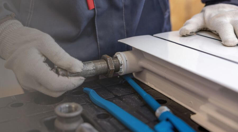 Professional water heater repair services in Moweaqua, IL